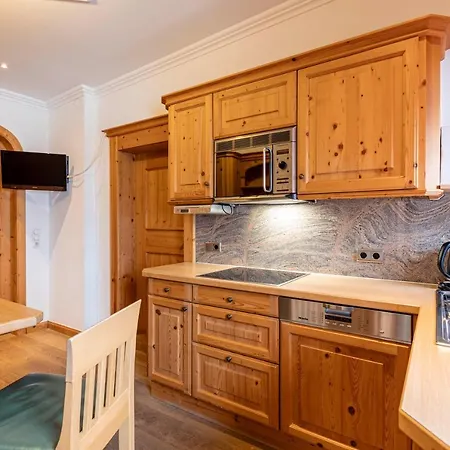 Dorfresort Kitzbuehel By Alps Apartment