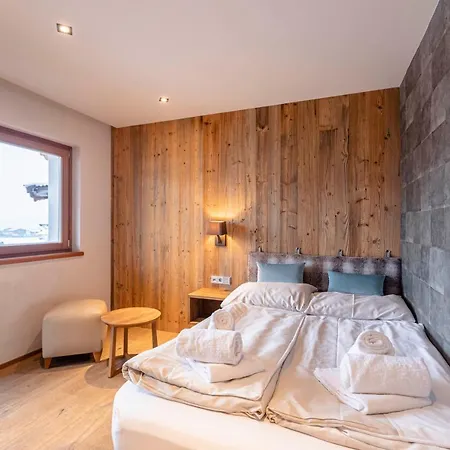 Dorfresort Kitzbuehel By Alps 아파트 *
