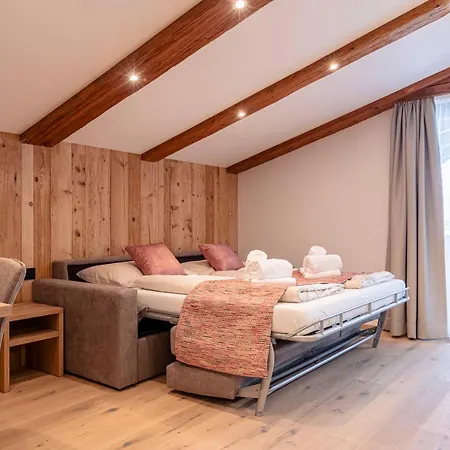 Dorfresort Kitzbuehel By Alps *